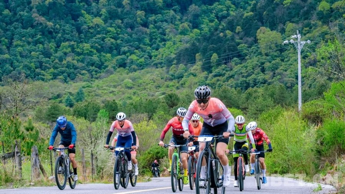 博鱼体育官方网站-西藏波密易贡乡户外三项赛助力乡村振兴|西藏自治区|林芝市|赛事|活动|骑行_新浪新闻